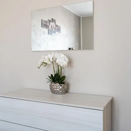 Rayan Apartment Alba (Piedmont)