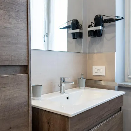 Appartamento Rayan Alba,Langhe ,vino e tartufo Alba (Piedmont)