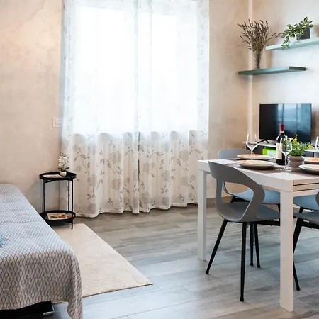 Appartement Appartamento Rayan,Alba Langhe Ac Parcheggio Wifi Alba (Piedmont)
